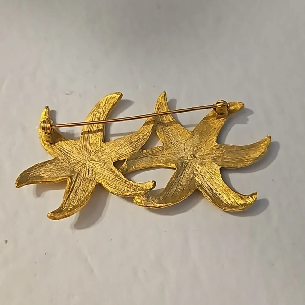 STARFISH Goldtone Brooch